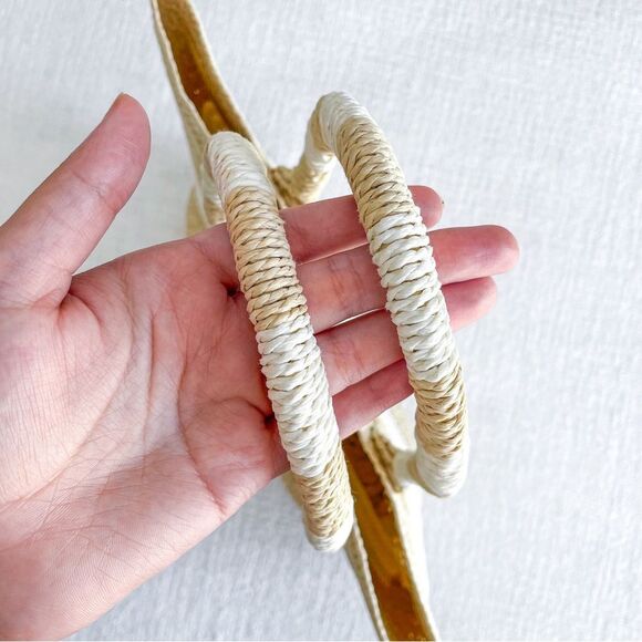 Altru woven straw tote. - Picture 9 of 10